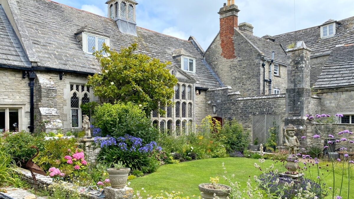 Newton Manor Hall