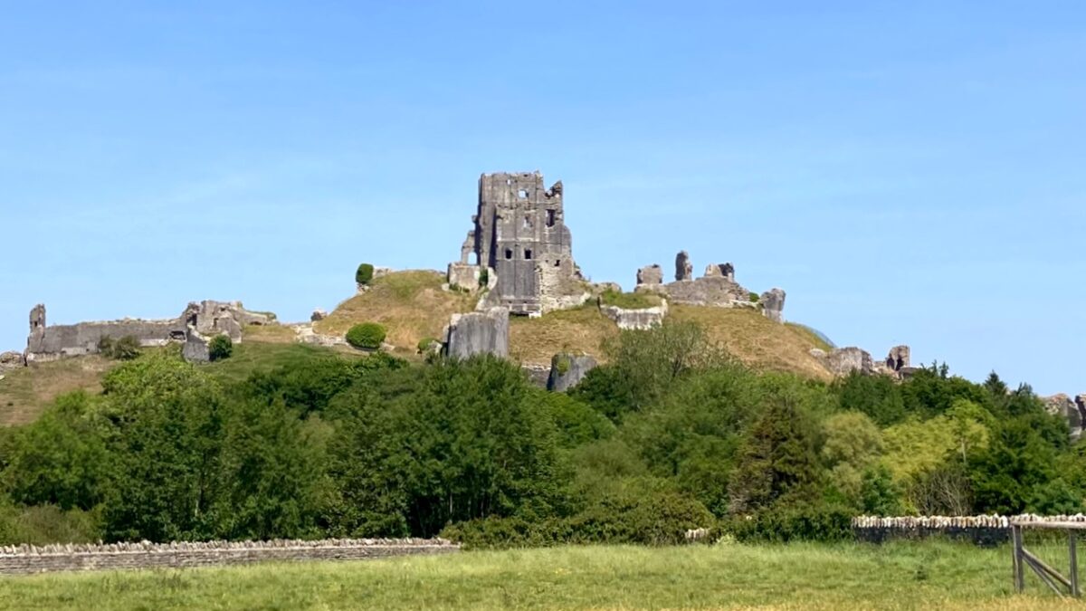 Corfe castle walk